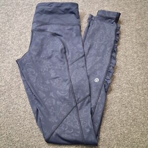 Lululemon Speed Up Tight 28 Paisley Embossed Navy Blue Ruffle Leggings Size 4